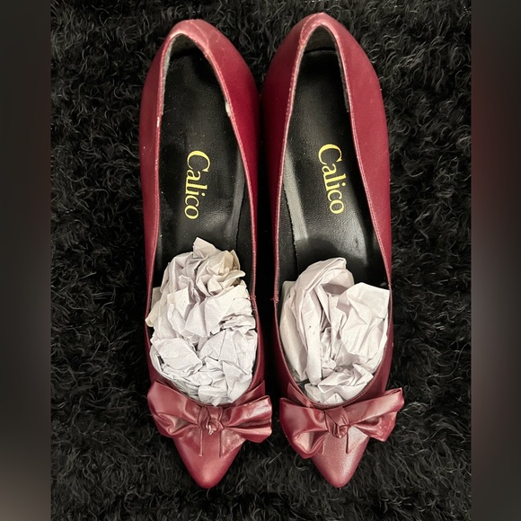 VINTAGE 80’s “Calico” Genuine Leather Burgundy Shoes w Kitten Heel - Never Worn! - Picture 8 of 10